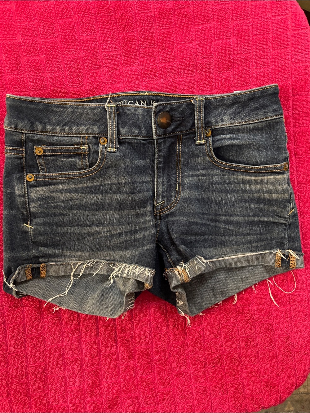 American Eagle Outfitters Washed Dark Blue Denim Cutoff Shorts Size 00 Shortie